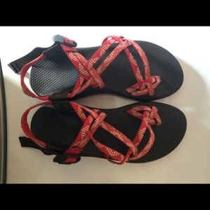 Chacos mango double strap toe sandals Zx2